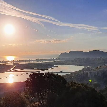 Piazza Martiri Rooms Cagliari Dış mekan fotoğraf