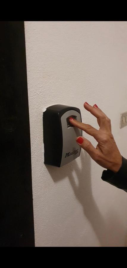 Piazza Martiri Rooms Cagliari Dış mekan fotoğraf