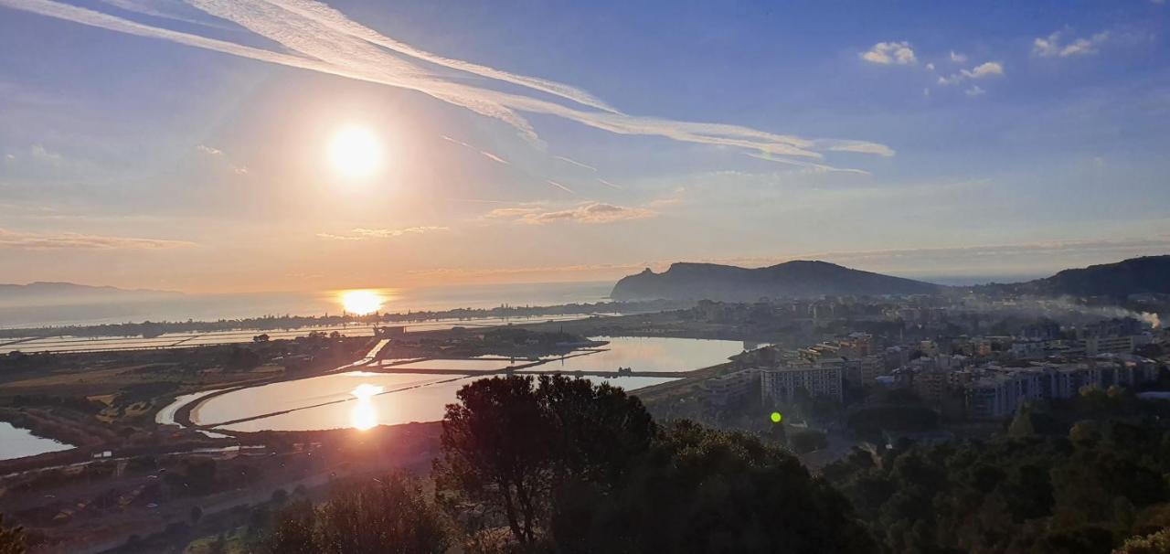 Piazza Martiri Rooms Cagliari Dış mekan fotoğraf