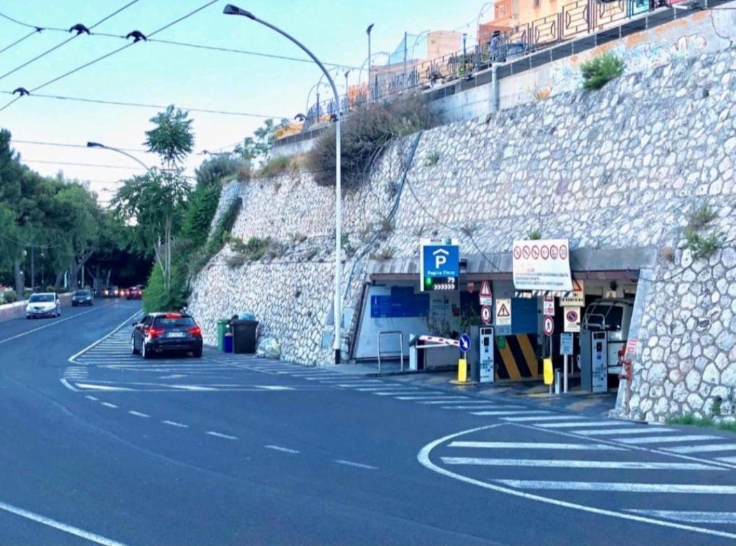 Piazza Martiri Rooms Cagliari Dış mekan fotoğraf