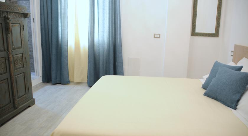 Piazza Martiri Rooms Cagliari Oda fotoğraf