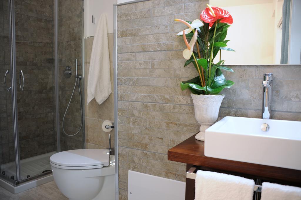 Piazza Martiri Rooms Cagliari Oda fotoğraf