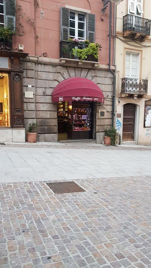 Piazza Martiri Rooms Cagliari Dış mekan fotoğraf
